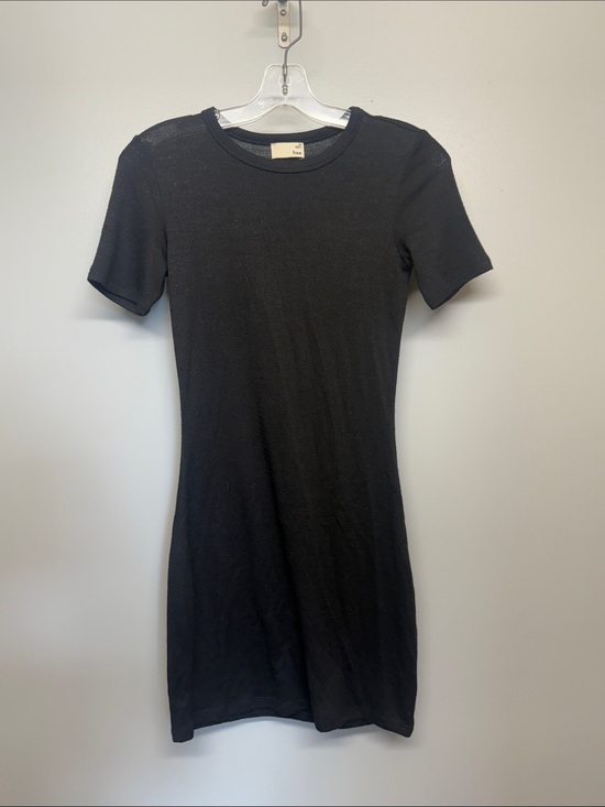 Wilfred Dresses & Skirts - Wilfred Black Short-Sleeve Midi Knit Dress